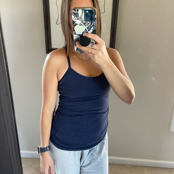 lululemon athletica Tops - Lululemon tank top with built in bra. Size 6. Color:Navy